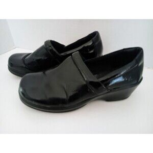 Born BOC Concept Comfort Clogs Nurse Shoes Size 8.5 Black Faux Patent Shoes